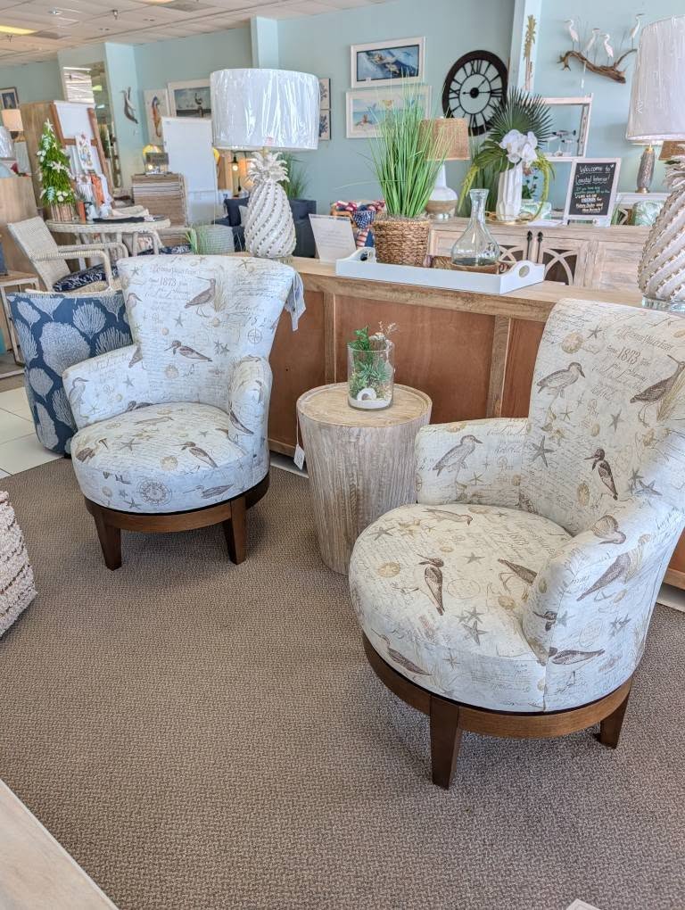 NEW ARRIVAL OF CHAIRS!! 😍😍😍